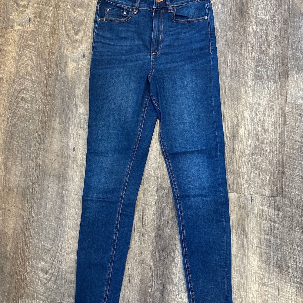 ZARA SKINNY JEANS SZ 4 / 27